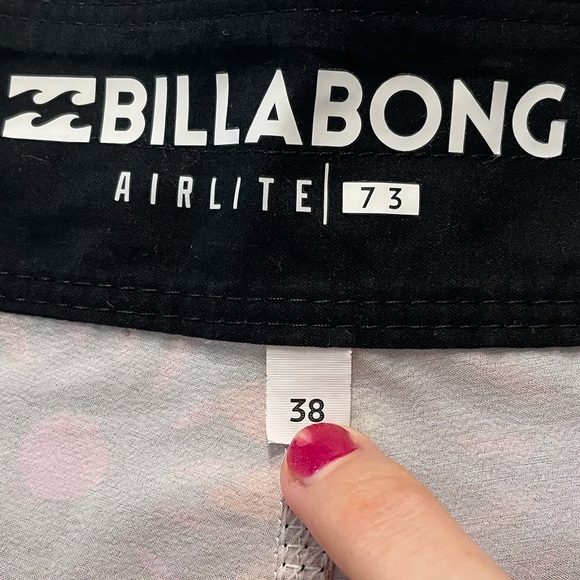 Billabong Boardshorts 73 Airlite Lineup Men’s 38 Floral Multicolor 9” Inseam EUC - Picture 5 of 7